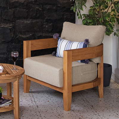Chaise de patio en teck avec coussins Keaton