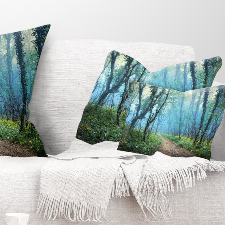 Coussin lombaire photo Crimea Forest in Summer Landscape