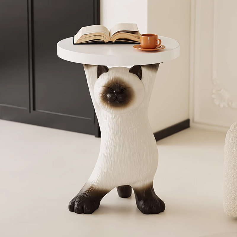 Figurines et objets décoratifs modernes en résine