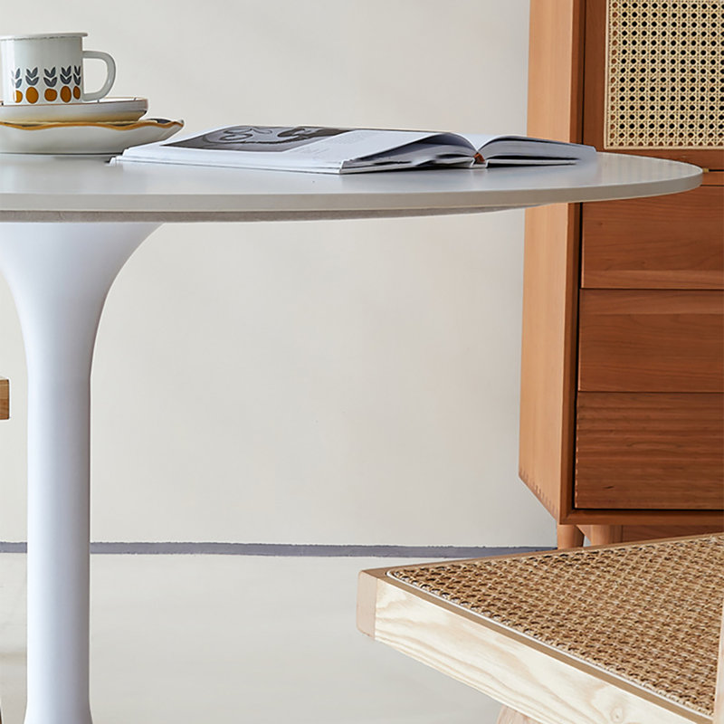 Mishaun Round Dining Table