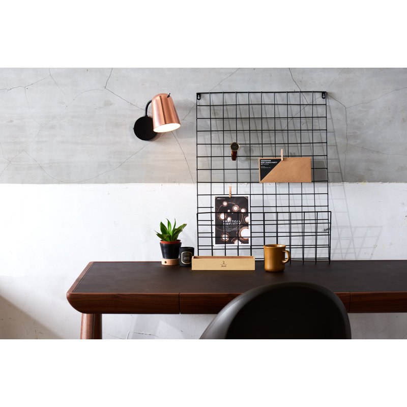 Dobi 1 - Light Armed Sconce, Black/Copper