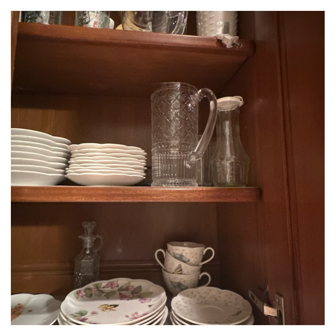 Claro Pitcher 33 oz - Clear
