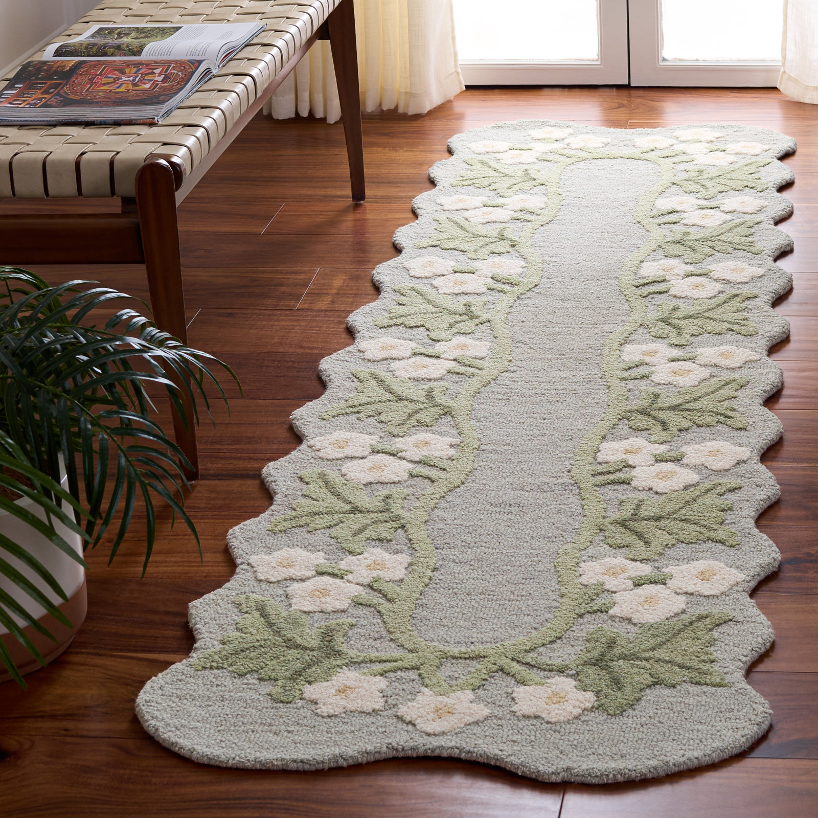 Hand-Tufted Wool Floral Rug, Runner 2'3" x 8'