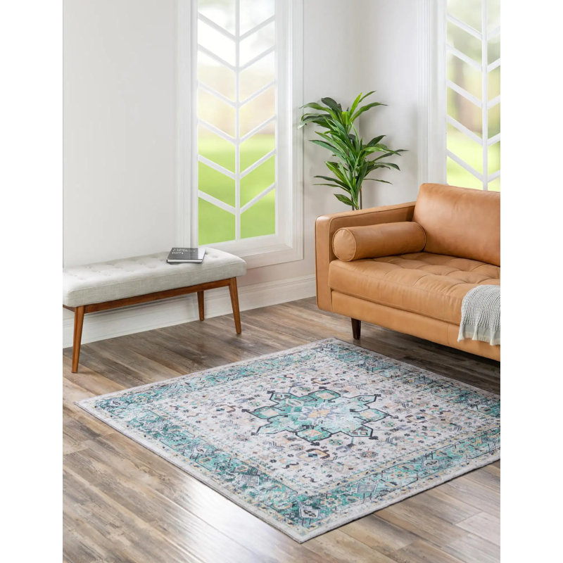 Olufisayo Oriental Indoor Rug, Square 7'10"
