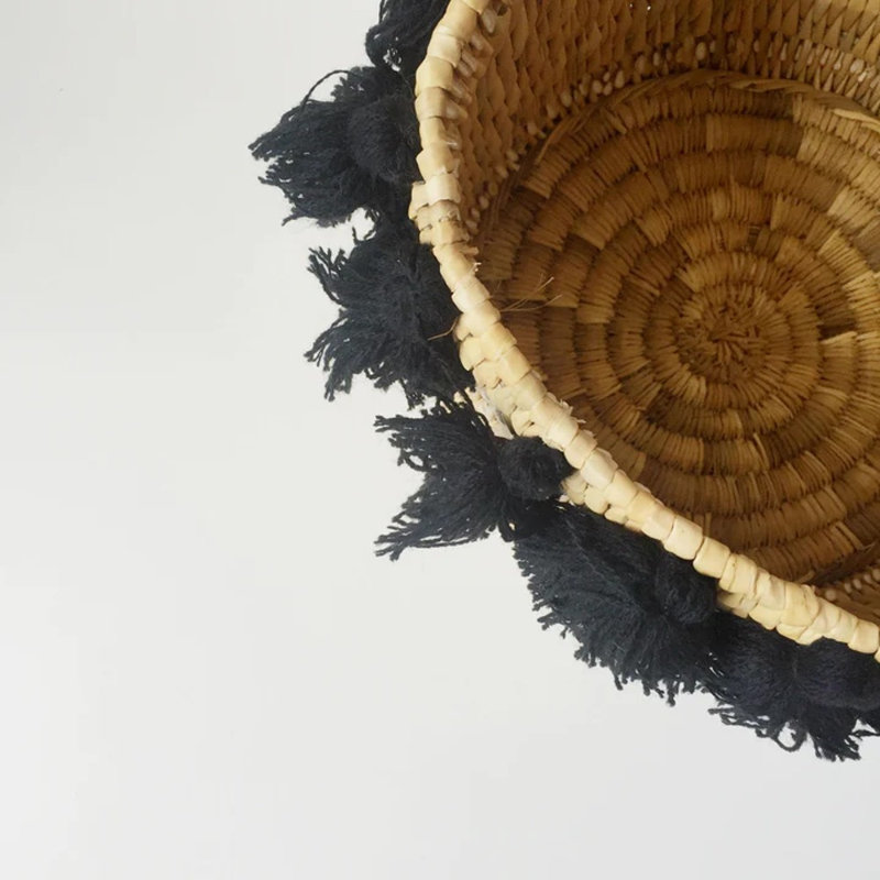 Grand panier avec pompons Séverine, Noir