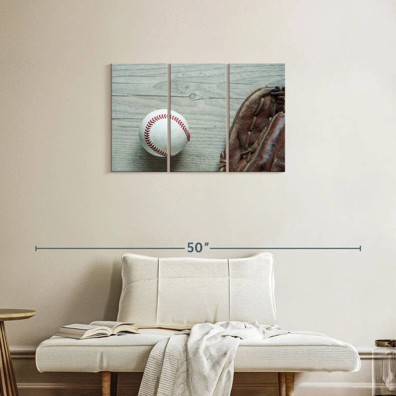 Sireci Baseball Essentials, 20" H x 33" W