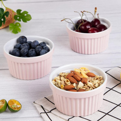 Lot de 8 ramequins en porcelaine de 240 ml (8 oz) – Plats empilables et compatibles four pour soufflés et crèmes brûlées – Coupes à crème et bols à dessert pour la pâtisserie, les amuse-gueules et les dips – Noir