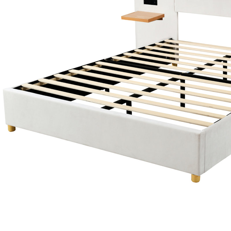 Grand lit tapissier en velours beige