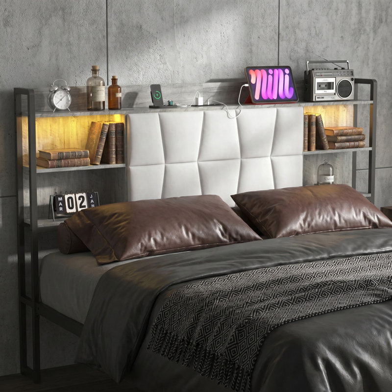 Structure de lit plateforme grand tapissier avec tête de lit bibliothèque, ports de chargement USB intégrés et éclairage ambiant à DEL, lit de chambre à lattes de soutien en métal stable, gris beige beige bicolore