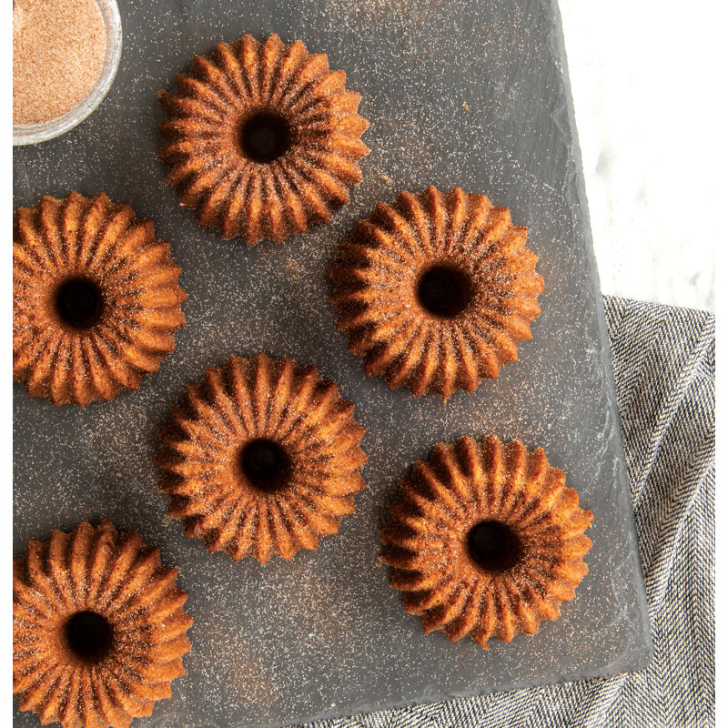 Nordic Ware Brilliance Bundtlette Pan