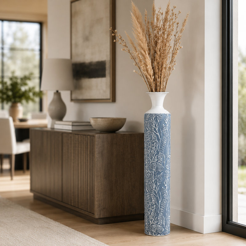 Grand vase de luxe en métal (petit), H 32 po x l 5,5 po x P 5,5 po