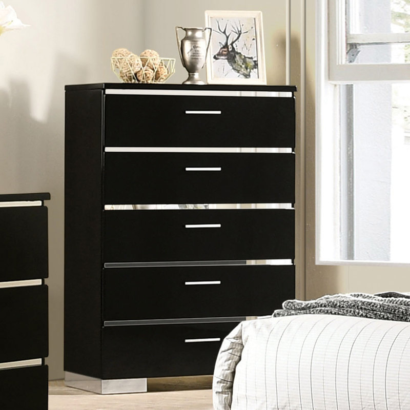 Arosh 35'' W 5 - Drawer Dresser