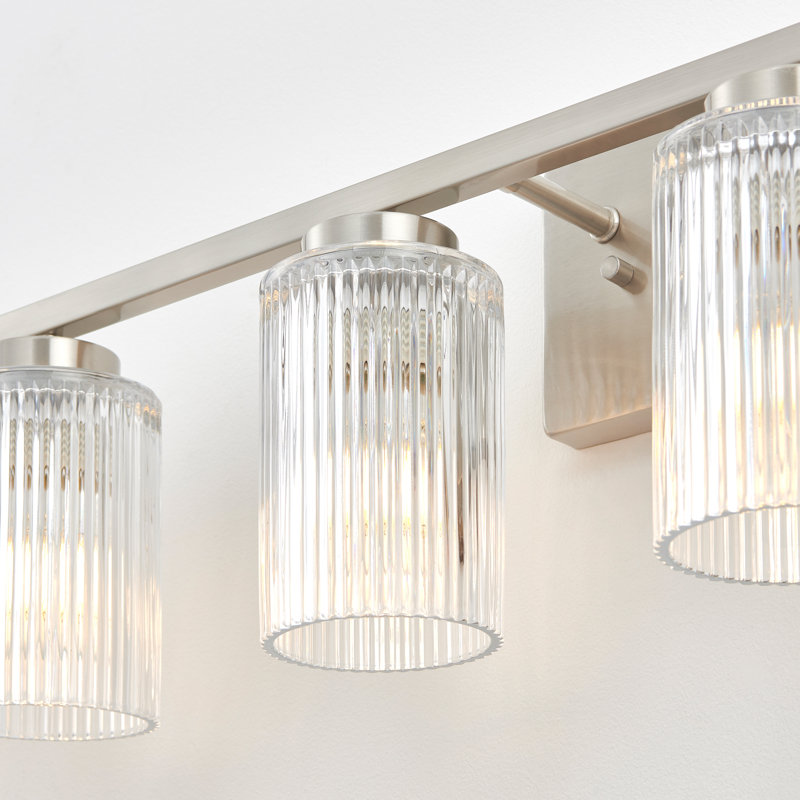 Collection de luminaire Lurigid, 5 lumières, Nickel brossé, H 8,3 po x l 35,5 po x P 5,75 po