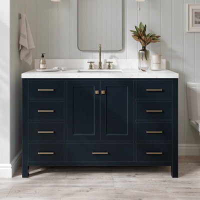 Meuble-lavabo simple en bois massif 54 po Cambridge avec plateau en quartz blanc Carrara 1,5 po Cambridge