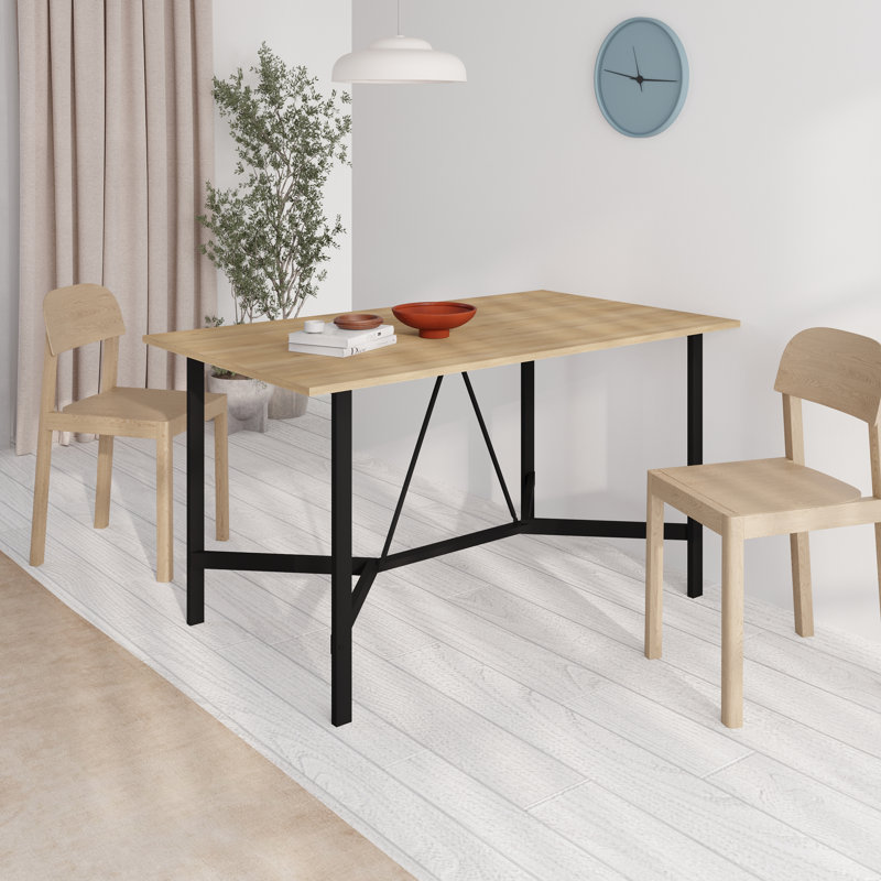 Alvieri Dining Table, Sapphire Oak