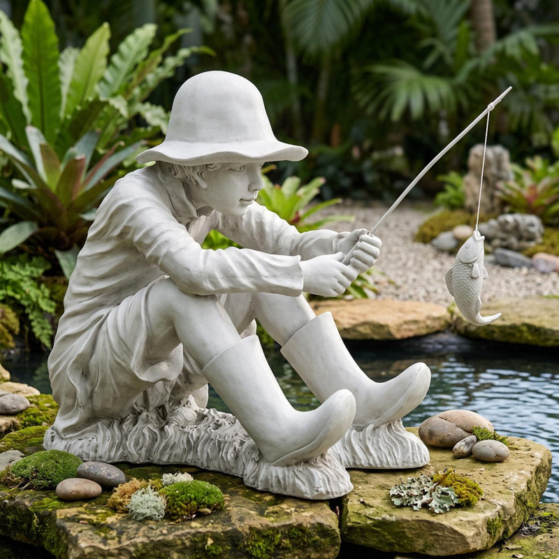 Statue de pêcheur parti à la pêche