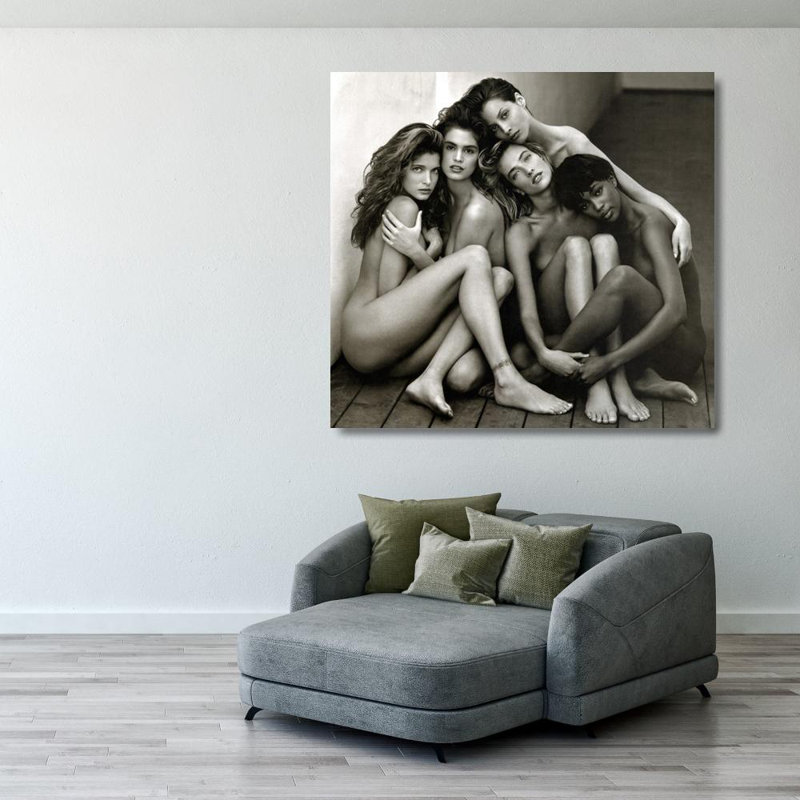 Stephanie, Cindy, Christy, Tatjana, Naomi, H 28 po x l 30 po