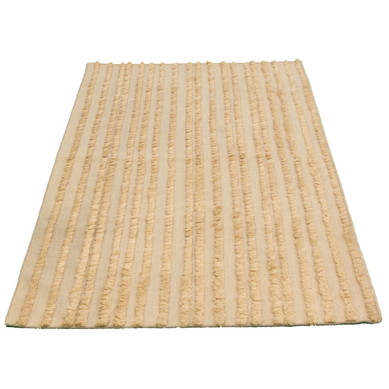 Gracie-Mai Wool Oriental Indoor Rug, Rectangle 4'6" x 5'10"