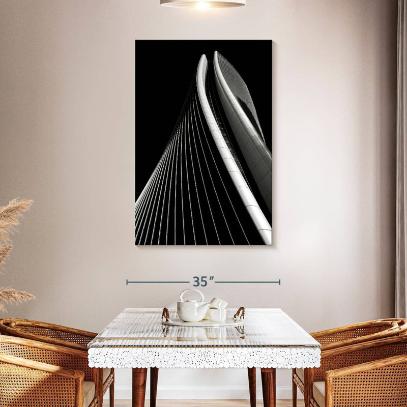 Lilie Curvy Skyscraper, 39" H x 26" W