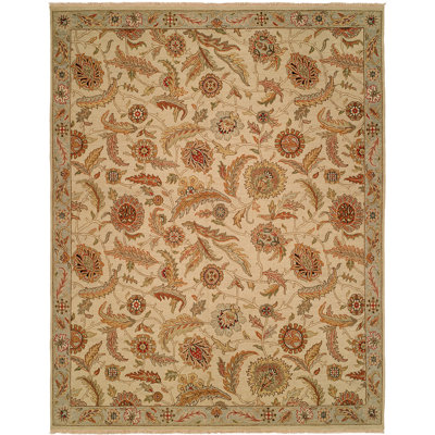Wool Floral Area Rug in Beige
