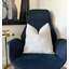 Housse de coussin en velours Vanilla Leaves-108655403