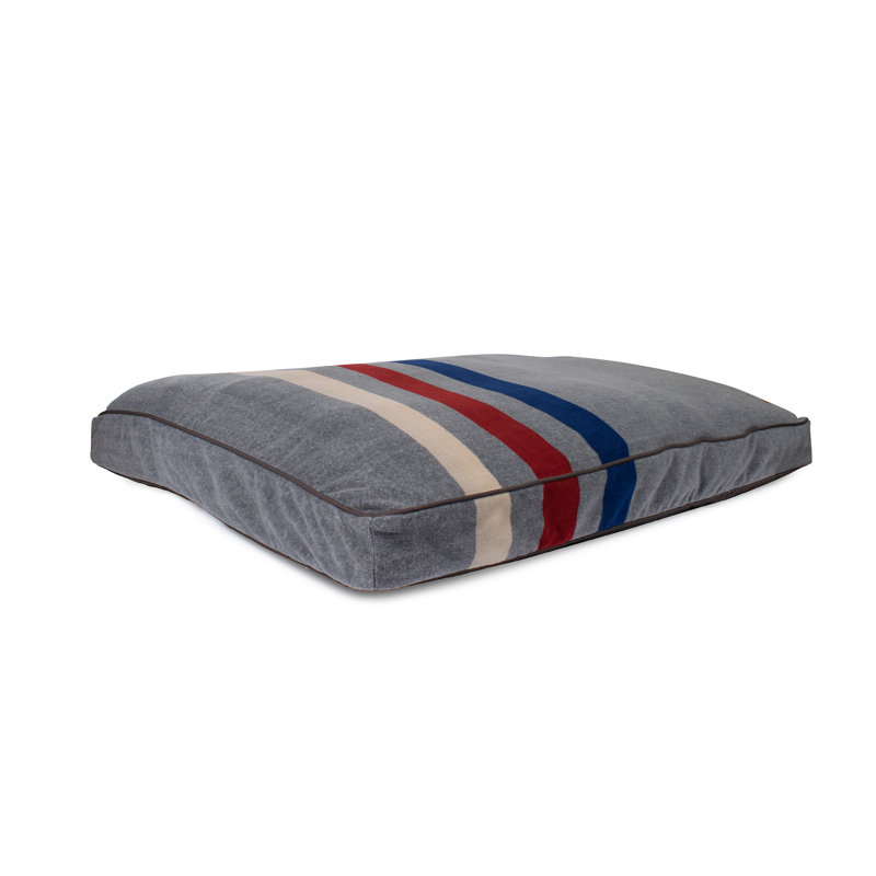 Napper Pendleton, Cabine à rayures grises, Small (28"w x 20"d x 4"h)