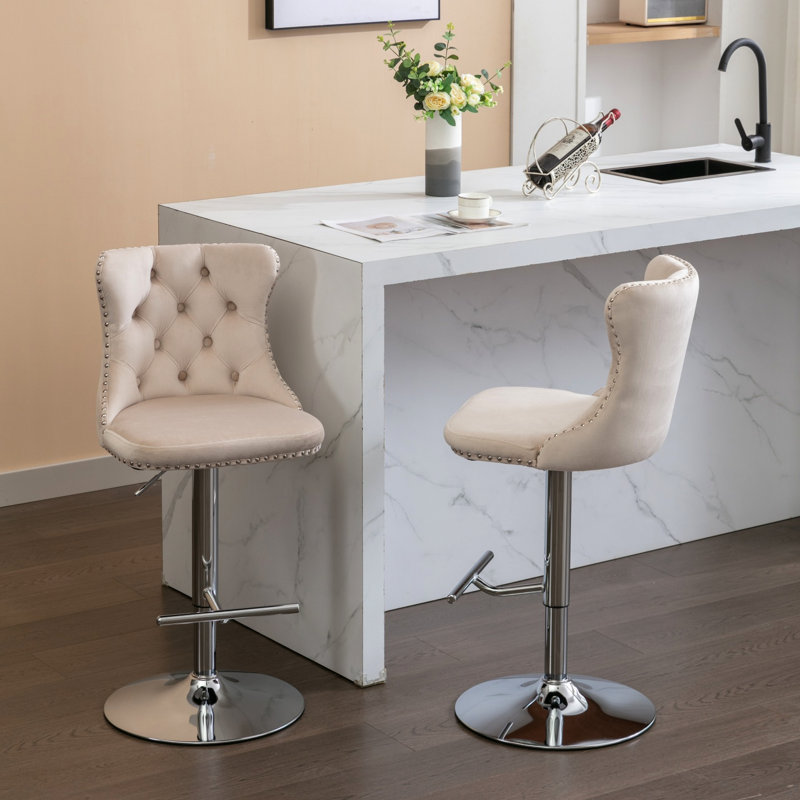 2 pièces de tabourets de bar modernes en velours - beige, hauteur de siège réglable de 25 à 33 po, pivotant sur 360 pour îlot de cuisine pour la maison et le pub 25 pivotant de 33 po en beige, dossier 2 pièces