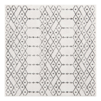 Isaiu Geometric Indoor Rug