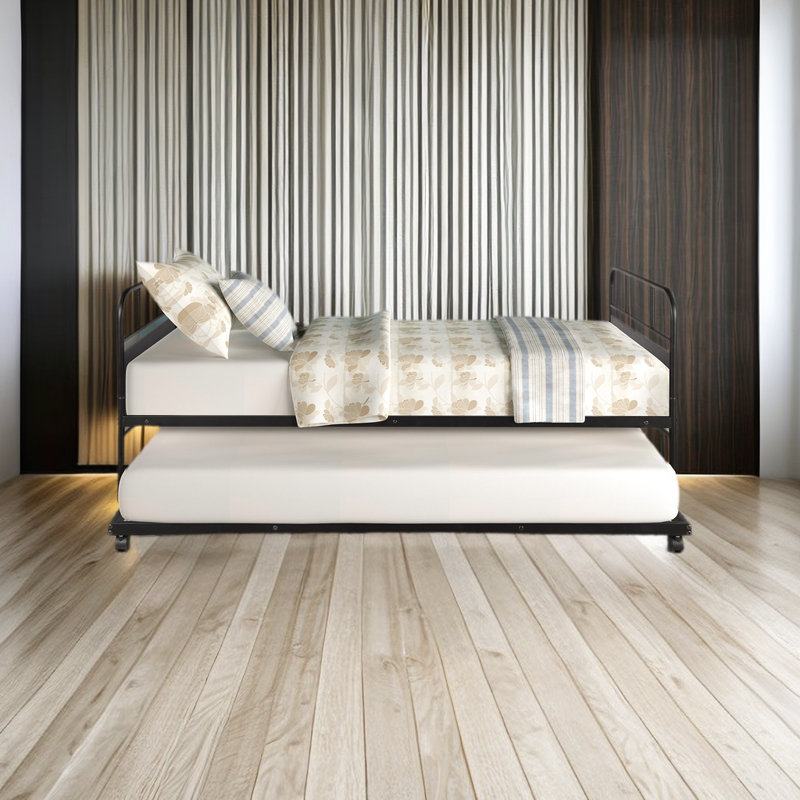 Krisean Metal Daybed