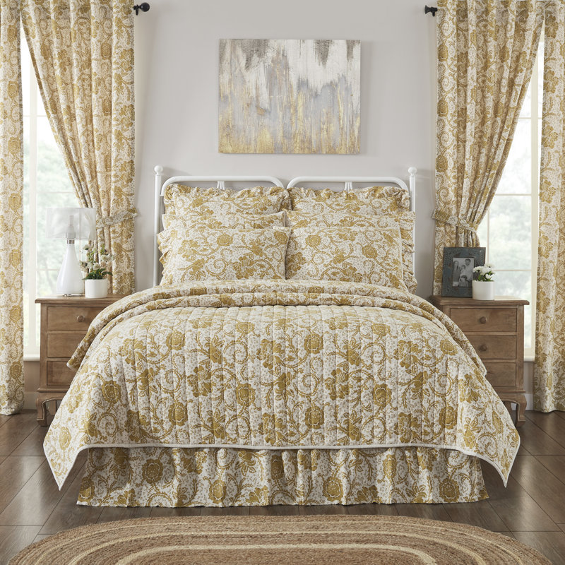 Ayda Cream/Mustard Standard Cotton 52 TC Reversible Quilt, Twin