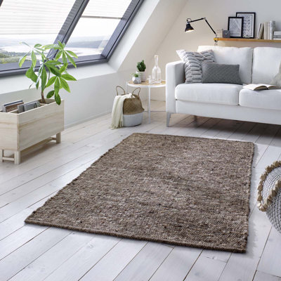 Ahana Solid Colour Hand Woven Area Rug