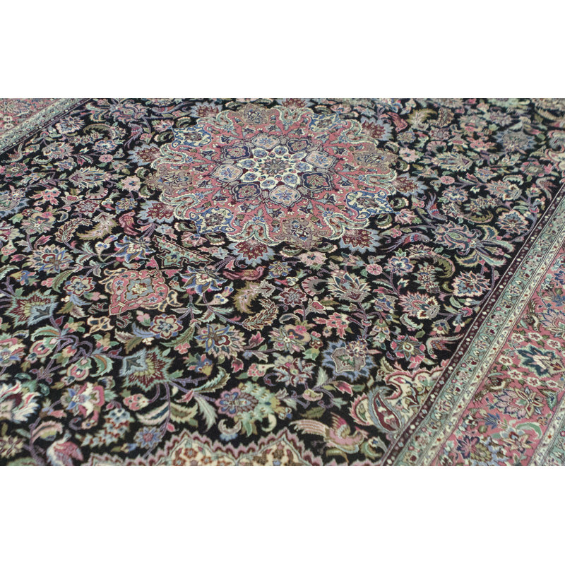 Wool Oriental Area Rug in Black/Pink/Green