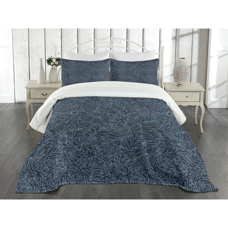King Size White and Blue Quilted Bedspread Set
