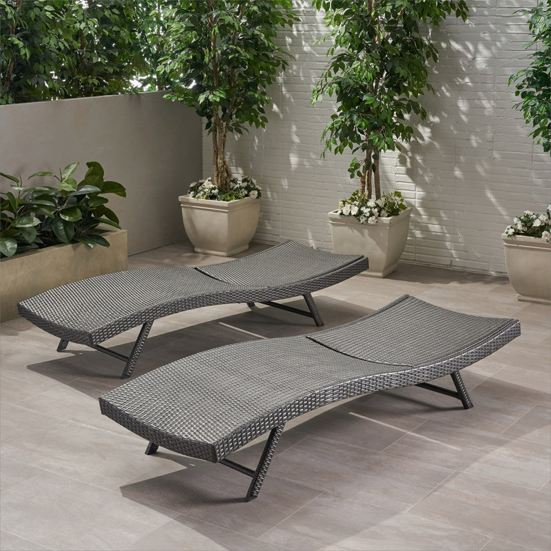 CHAISE EN PE WICKER, Gris