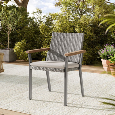 Chaise de salle à manger Nordic Hygge avec accoudoirs en faux bois