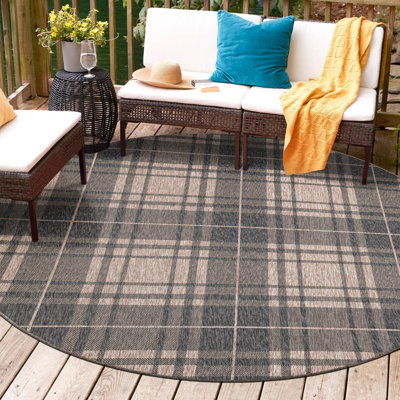 Tapis intérieur / extérieur en polypropylène tissé à la machine Tatasha