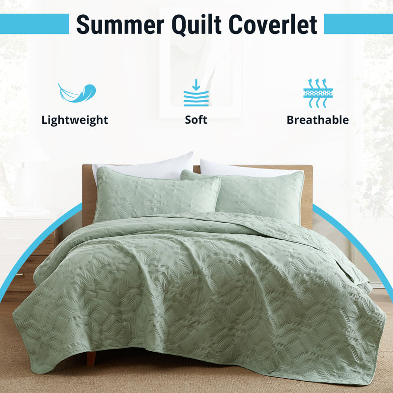 Sage Green King Microfiber Quilted 3-Piece Bedding Set