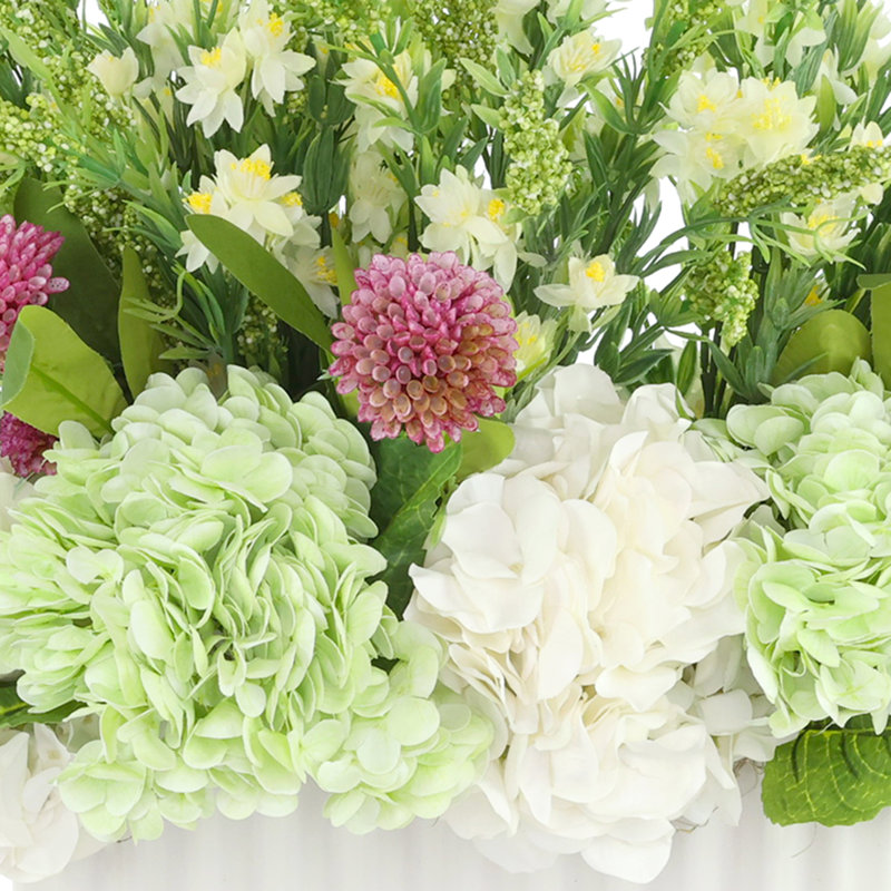 Centerpiece with Hydrangeas and Heather