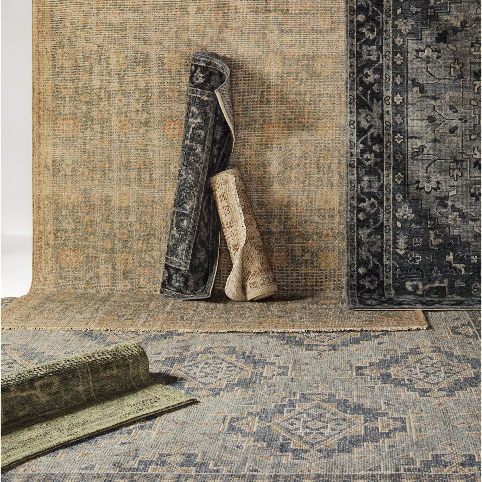 Baxter Mariyah Area Rug, Rectangle 5' x 8'