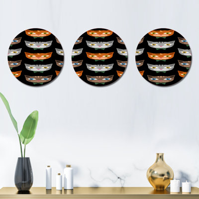 Abstract Wall Decor on Metal