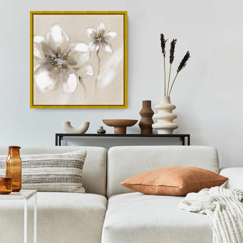 Toile encadrée deux fleurs crème | Décoration murale florale, H 25,25 po x l 25,25 po