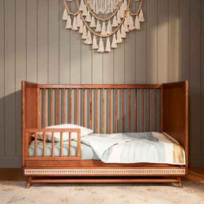 Maxi-Cosi Everheart 4-in-1 Convertible Crib with Toddler Bed/Daybed Conversion Kit