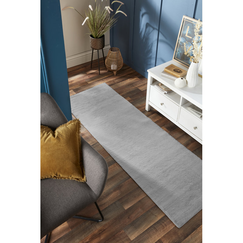 Lochlyn Solid Colour Area Rug, Runner 67cm x 200cm