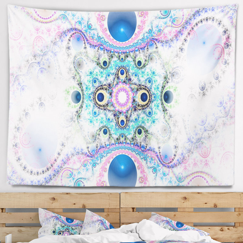 Tapisserie abstraite à motif fractal bleu, H 78 po x l 92 po