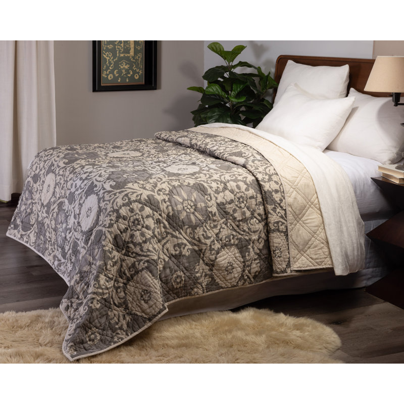 Belle Linen Quilt, Twin Quilt