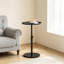 Table de bout en métal avec hauteur réglable, table d'appoint peu encombrante pour le salon, la chambre à coucher, le balcon, le bureau, l'intérieur et l'extérieur, table à boissons ronde moderne avec rebord surélevé et finition facile à nettoyer