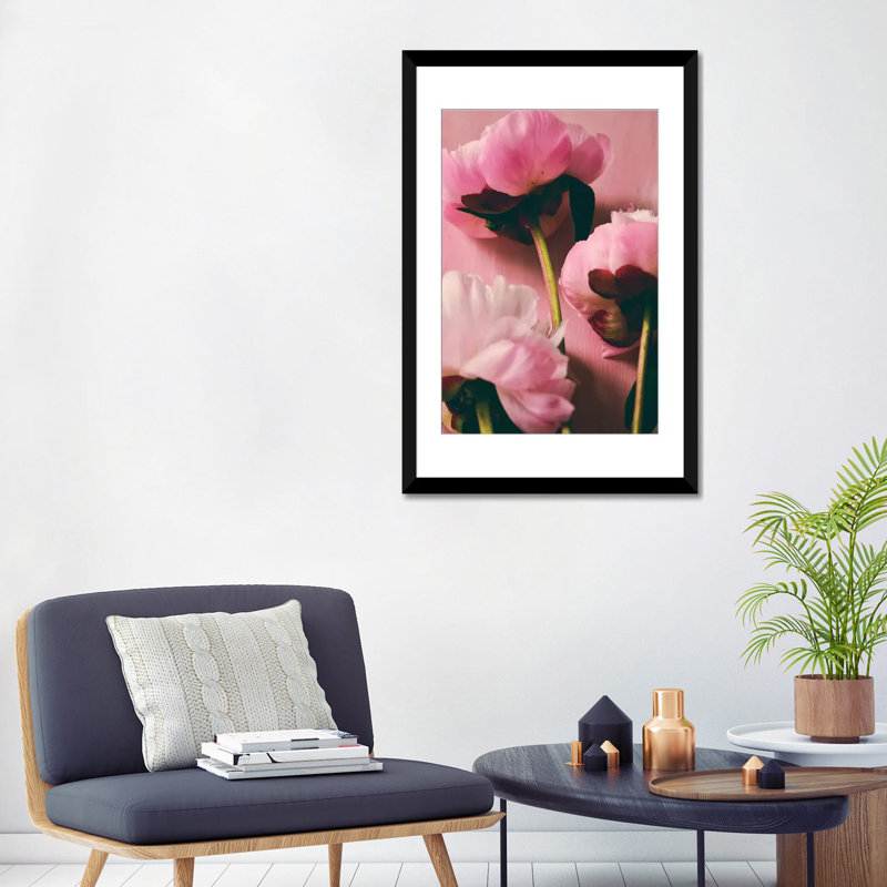 «Pink Peony II», impression sur toile, H 24 po x l 16 po x P 1 po, Papier avec cadre noir, Blanc