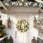 Guirlande de Noël illuminée 6 pi avec 20 lumières DEL, guirlande lumineuse à piles argent et blanc avec boules et boucles