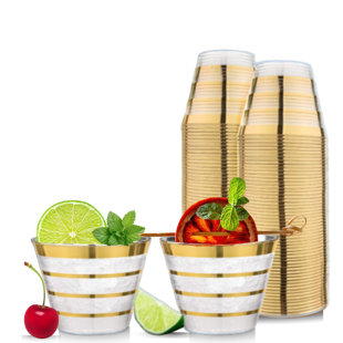 Paquet de 110 tasses en plastique transparent, gobelet jetable de 9 oz, garniture élégante en feuille d'or - conception à 4 lignes (Ensemble de 110)