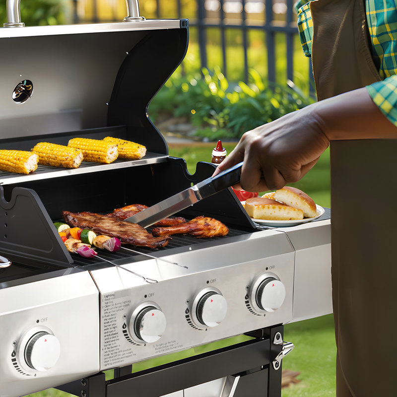 Barbecue au propane en acier inoxydable à 3 brûleurs, 40 500, 17,65 po Largeur du produit, côté et housse pour barbecue extérieur